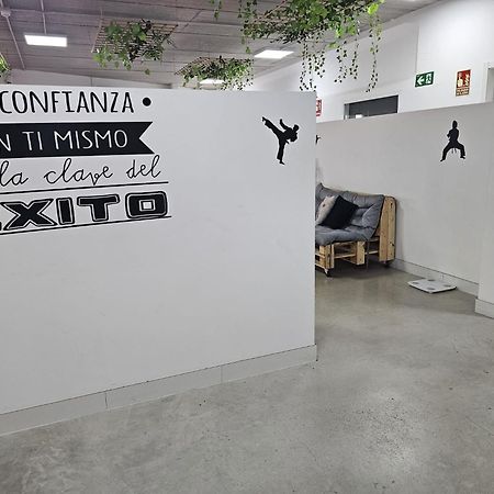 Hostal Kaizen La Nucía Dış mekan fotoğraf
