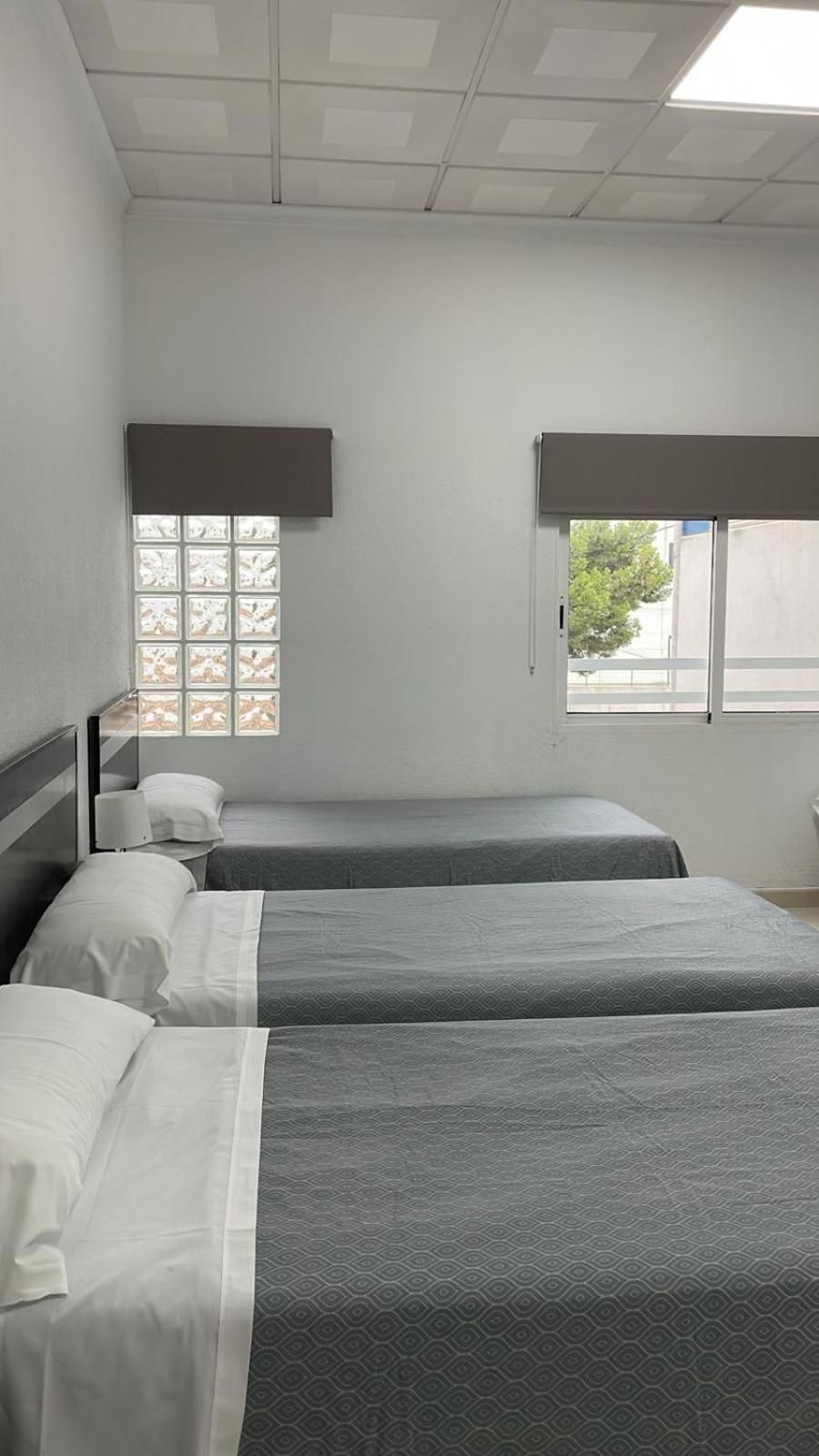Hostal Kaizen La Nucía Dış mekan fotoğraf