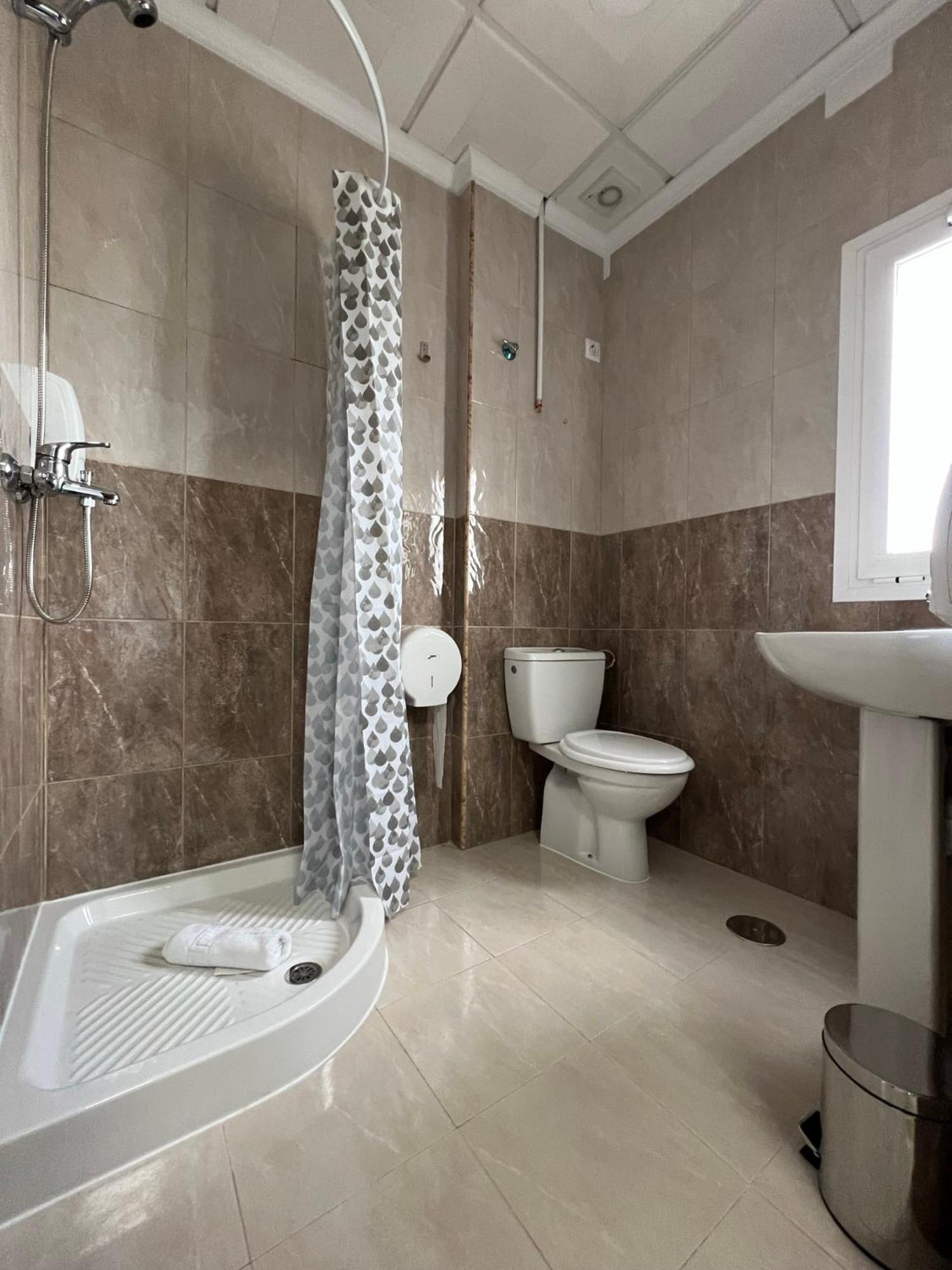 Hostal Kaizen La Nucía Dış mekan fotoğraf
